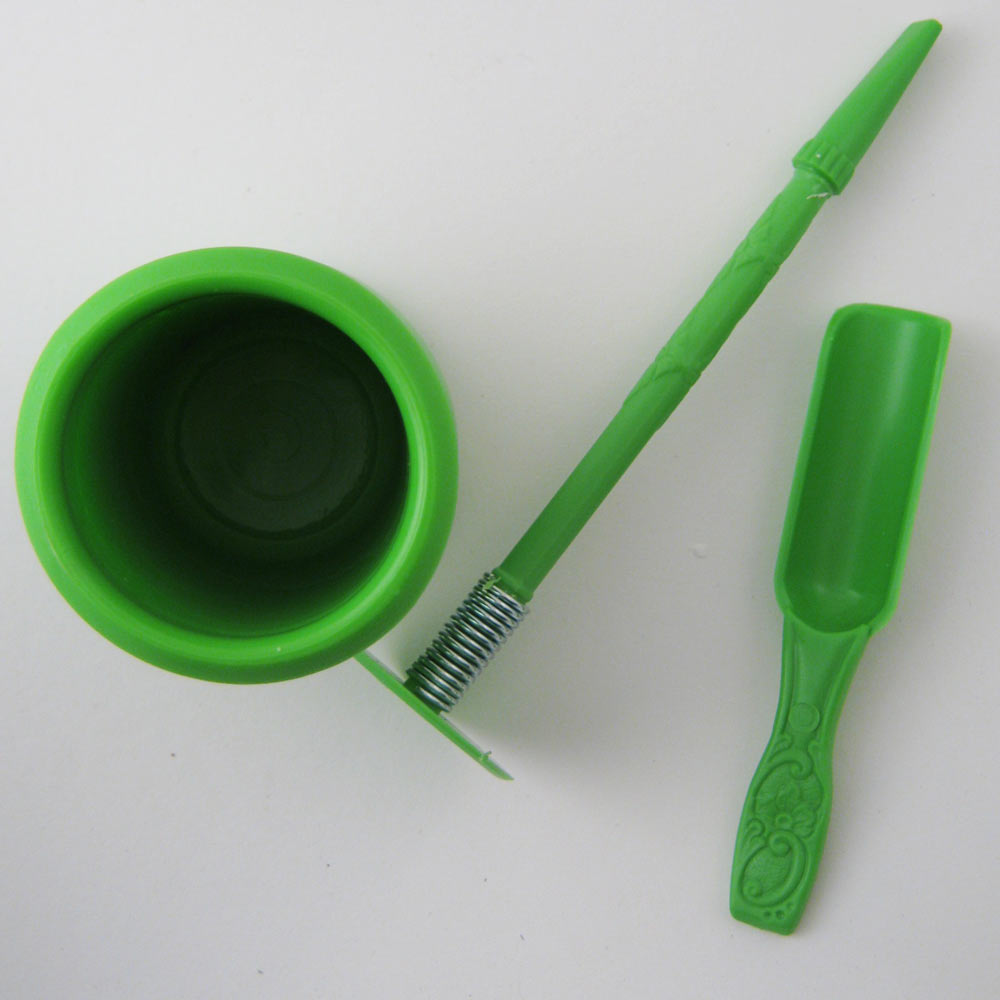 ARGENTINA MATE GOURD YERBA PLASTIC TEA CUP WITH STRAW BOMBILLA KIT GIFT